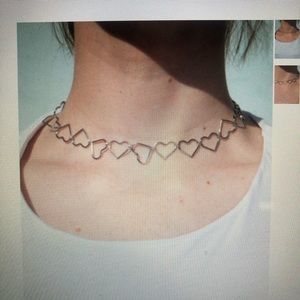 Brandy Melville Heart Choker!
